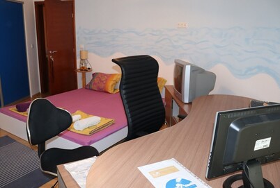 Double room Uma with shared bathroom