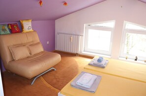 2 quartos, ferros/tábuas de passar roupa, Wi-Fi, roupa de cama