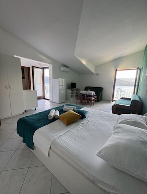 1 Schlafzimmer, WLAN, BettwÀsche