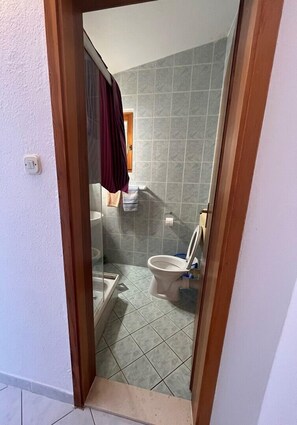Shower, towels - Villa Bianca / Studio apartment 5 side sea view (Neum)