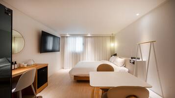 Premium Double Room | Premium bedding, down comforters, laptop workspace, soundproofing