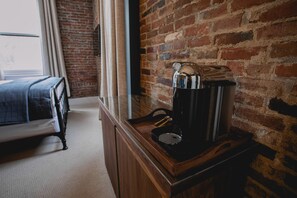 1 chambre, fer et planche à repasser, lit parapluie, Wi-Fi gratuit