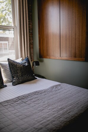 1 chambre, fer et planche à repasser, lit parapluie, Wi-Fi gratuit