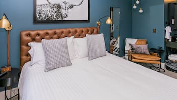 1 bedroom, travel crib, free WiFi, bed sheets