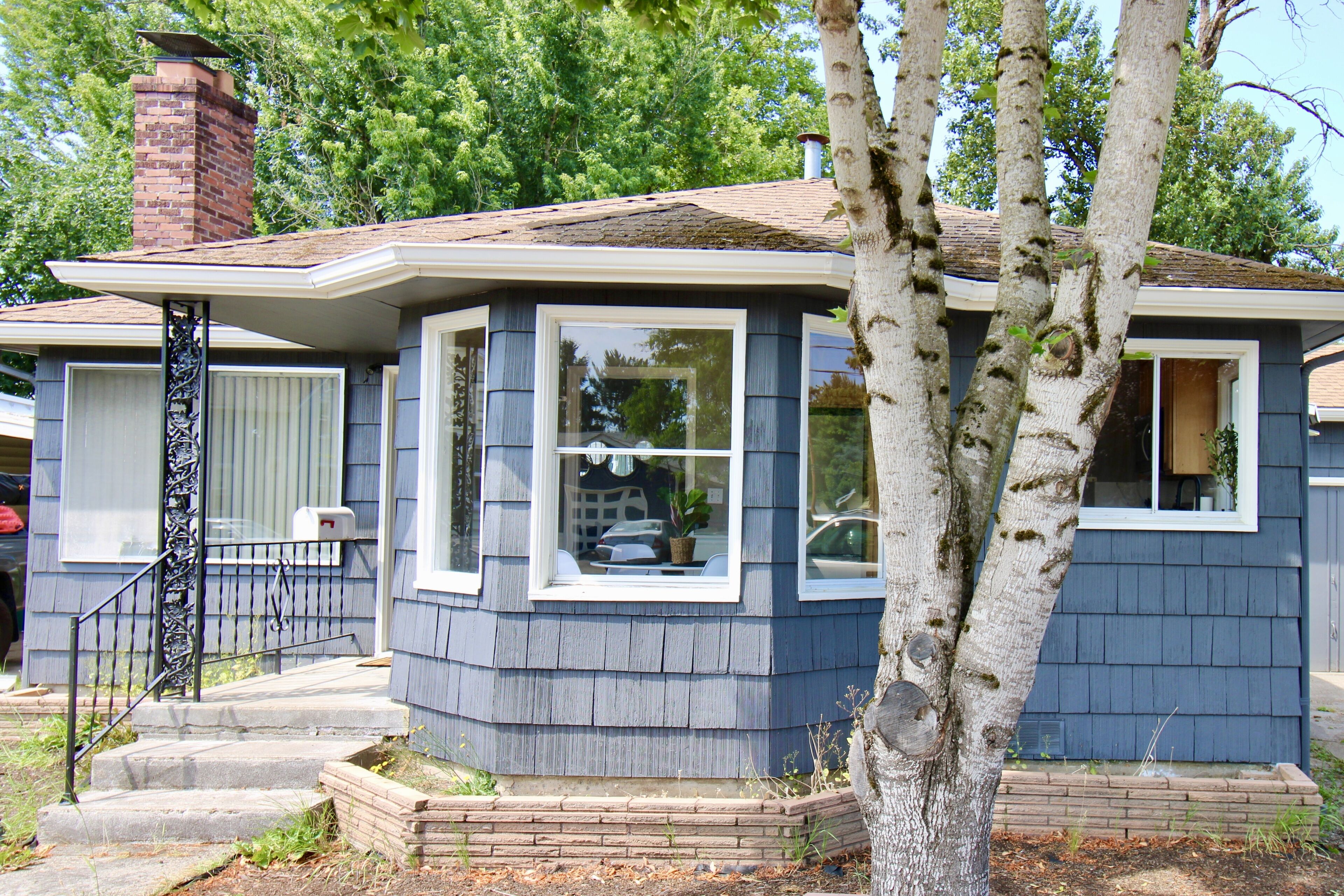 Escape to the heart of Newberg and indulge in the perfect vacation retreat