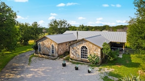 Exterior - 2br Texas Countryside Home w/ Hot Tub! (Marble Falls)