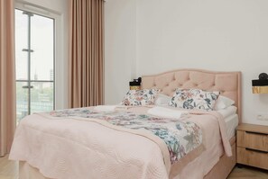 Iron/ironing board, WiFi, bed sheets - Air-conditioned Studio with Balcony | Close to EXPO XXI (Warszawa)