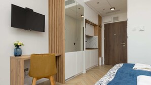 熨斗/熨衣板、WiFi、床单