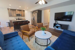 TV, tavolo da calcetto