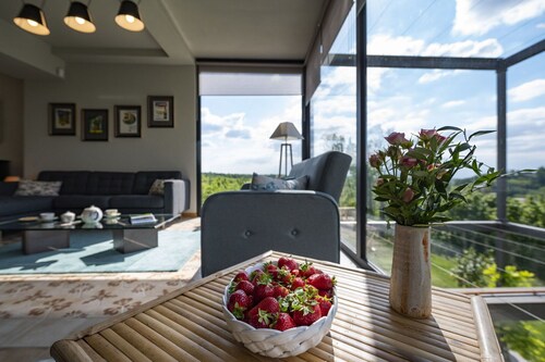 Maison de vacances privée avec piscine privée, WIFI, climatisation, TV, patio, près de Alba