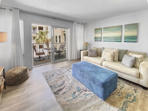 Poolside Villas 202 * July Early Booking Discounts