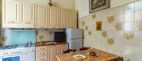 Apartment | Private kitchen