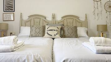 8 dormitoris, wifi i roba de llit