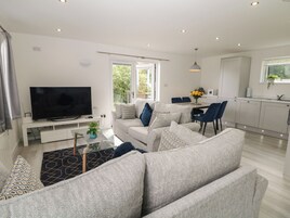 Cottage | Living area
