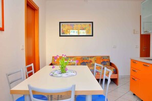 Dining - Holiday apartment mit Klimaanlage und Pool (Bibione)