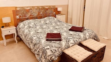 2 Schlafzimmer, Reisekinderbett, kostenloses WLAN, Bettwäsche