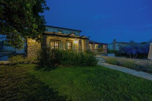 Exterior - Villa Aryana With Pool (Sveti Lovrec)