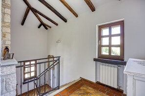 Luxe villa, meerdere slaapkamers (Villa Aryana With Pool) | Interieur