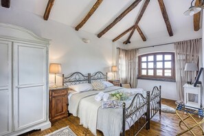 4 chambres, Wi-Fi gratuit, draps fournis