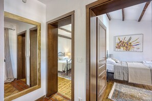 Villa de lujo, varias habitaciones (Villa Aryana With Pool) | 4 dormitorios, wifi gratis, ropa de cama