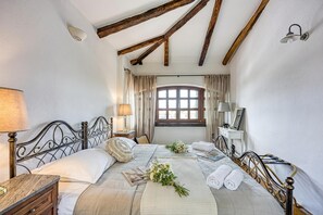 Biệt thự Cao cấp, nhiều phòng ngủ (Villa Aryana With Pool) | 4 phòng ngủ, truy cập Internet không dây miễn phí, bộ trải giường 
