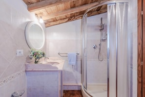 House | 3 bedrooms - Cottage Gigi in Ruota (Capannori)