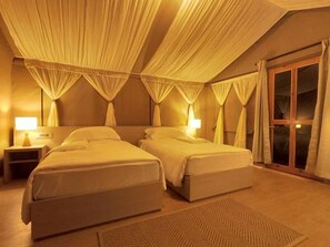 In-room safe, desk, blackout drapes, soundproofing