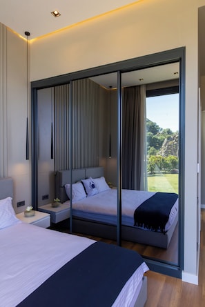 5 Schlafzimmer, Bügeleisen/Bügelbrett, kostenloses WLAN, Bettwäsche