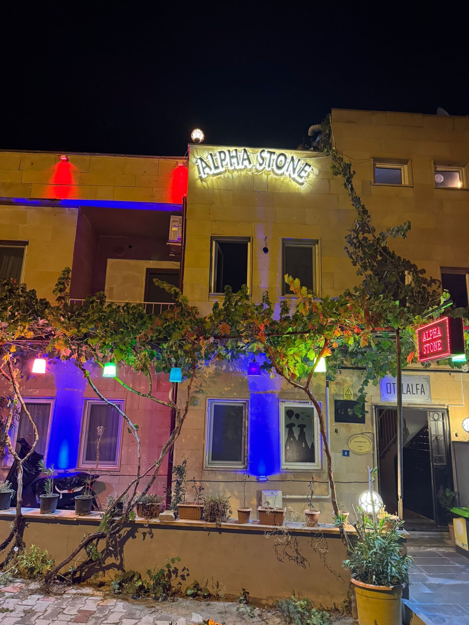 Foto - Alpha Stone House