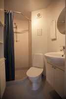 Apartment | Bathroom