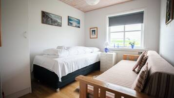 Hus | 4 soveværelser, individuelt design, individuel indretning, skrivebord