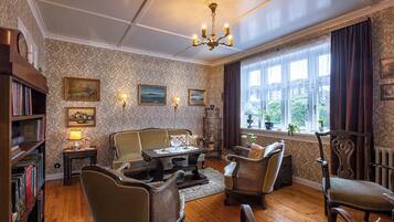 Apartment | Living room