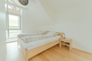 บ้านพัก | 2 ห้องนอน, ห้องพักตกแต่งอย่างมีเอกลักษณ์, ตกแต่งพิเศษโดยเฉพาะ, โต๊ะทำงาน