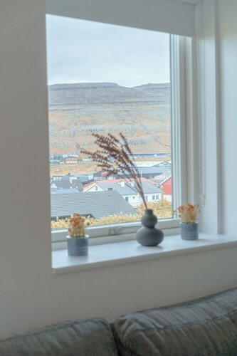 New / Stunning Sea View / Light / 3 Br