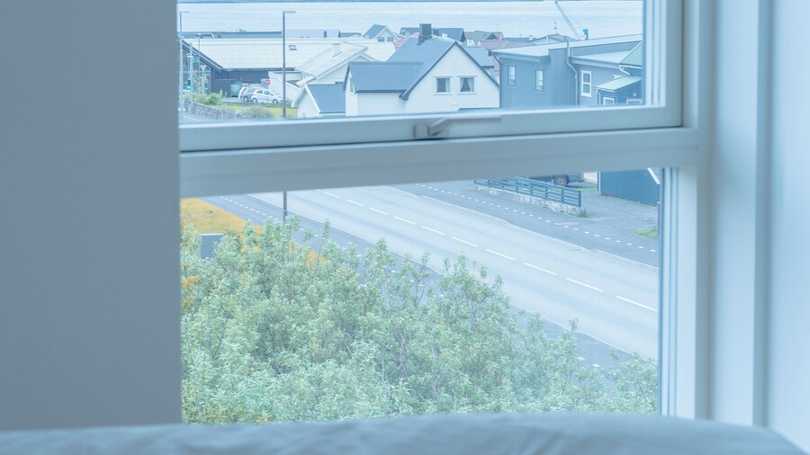 New / Stunning Sea View / Light / 3 Br