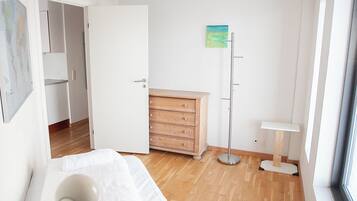 Apartment | 3 bedrooms, individually decorated, individually furnished