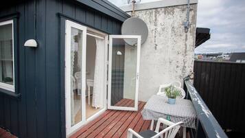 Standard Apartment | Balcony