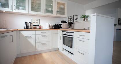 Downtown TĂłrshavn - Large 3 Bedroom Apartment