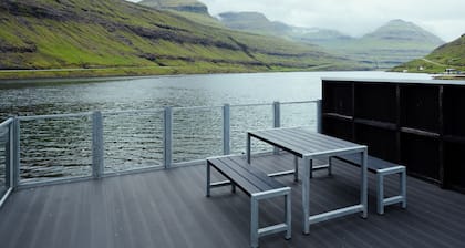 A Pearl In A Forgotten Fjord - Luxury Boathouse