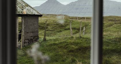 Authentic Cabin - Unique Location - In Nature - 2Br