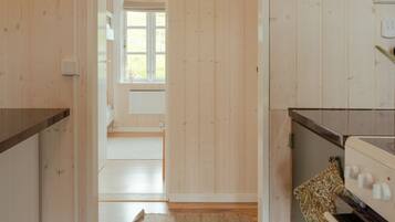 Casa | Cocina privada | Refrigerador, horno, parrilla de estufa y lavavajillas