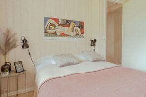 Talo | 2 makuuhuonetta, yksilöllisesti sisustettu, yksilöllisesti kalustettu