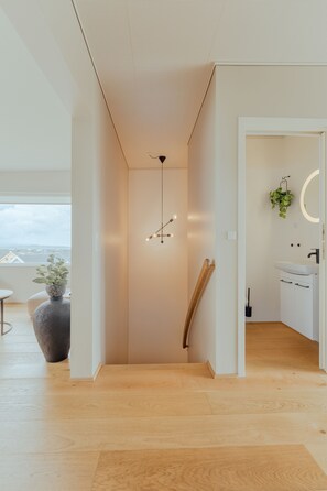 샤워 시설, 헤어드라이어, 타월, 비누