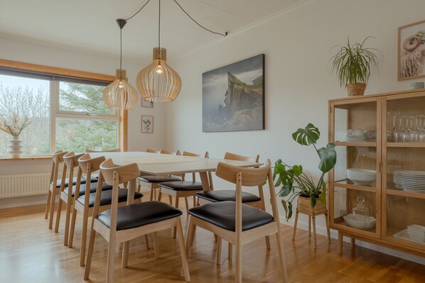 Villa | Dining room