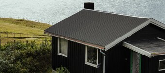 Cottage With Stunning View Of The Sea And Islands.