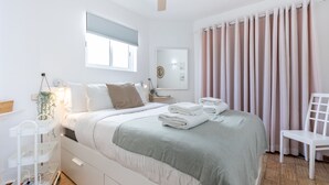 1 bedroom, WiFi, bed sheets - Borda D'Agua - Waterside apartments (Luz)