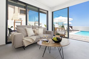 TV - Votsalo Villa - 30m from Med Sea (Ayia Napa)