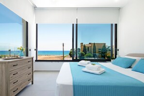 4 habitaciones, tabla de planchar con plancha, internet y ropa de cama