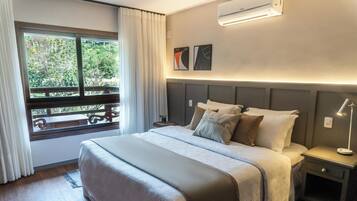 Chalé família | 1 quarto, cofres nos quartos, escrivaninha, cortinas blackout