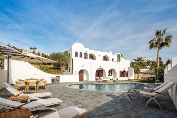 Villa | 3 bedrooms, premium bedding, in-room safe, blackout drapes
